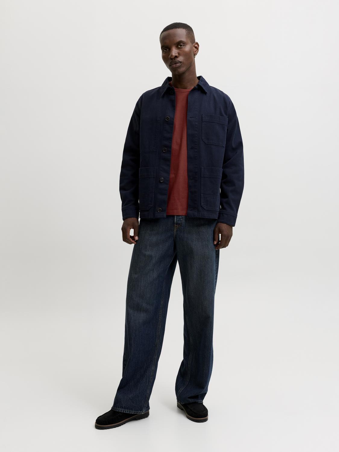 model_shot-front_full